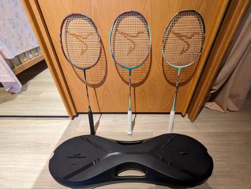 Perfly 930P, 900C, 900S + Easynet 3m, Sport en Fitness, Badminton, Zo goed als nieuw, Racket(s), Ophalen