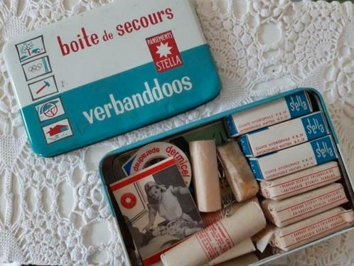 Ancienne boîte de secours Stella - déco vintage - 50'S, Antiquités & Art, Antiquités | Accessoires de maison, Enlèvement ou Envoi