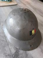Oude metalen Legerhelm, Verzamelen, Helm of Baret, Landmacht, Ophalen