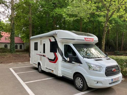 Challenger 380. 5 gordels, Caravans en Kamperen, Mobilhomes, Particulier, Half-integraal, tot en met 6, Ford, Diesel, 7 tot 8 meter