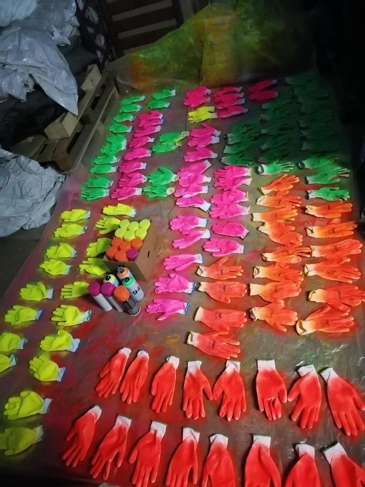 Fluo Handschoenen, fluor handschoenen, feestmateriaal, Hobby en Vrije tijd, Feestartikelen | Verhuur, Nieuw, Ophalen of Verzenden