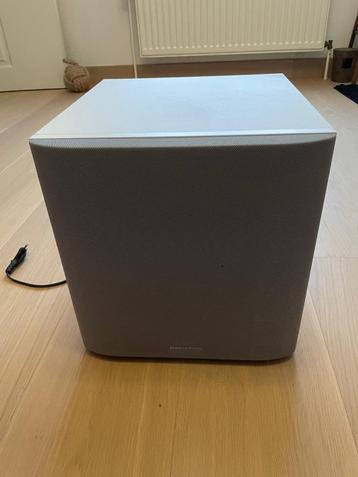 B&W subwoofer GERESERVEERD