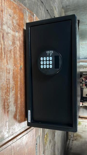 Brandkoffer/kluis merk jvd nieuw zwart beschikbaar voor biedingen