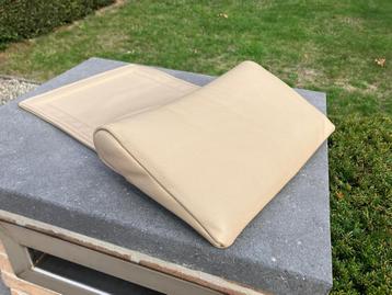 Jori Relax Traanvormig hoofdkussen Beige leder beschikbaar voor biedingen
