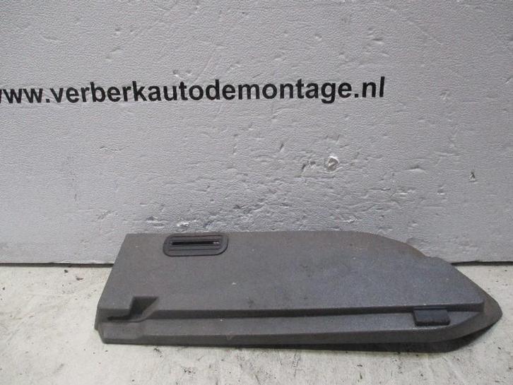 HOEDENPLANKSTEUN rechts Ford Fiesta 2 (84-fb-b46808-de-w), Auto-onderdelen, Overige Auto-onderdelen, Ford, Gebruikt