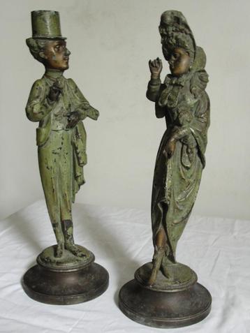 Figuur kandelaars (Emile Guillemin) beschikbaar voor biedingen