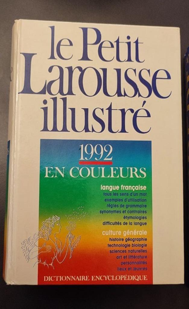 Petit Larousse Frans woordenboek in kleuren, Boeken, Woordenboeken, Gelezen, Frans, Overige uitgevers, Ophalen of Verzenden