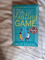 The Hating Game - Sally Thorne (ENG), Ophalen of Verzenden, Zo goed als nieuw, Sally Thorne
