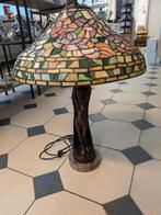 Tiffany lamp met Bronzen beeld - steun, Antiek en Kunst, Ophalen