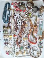 Grote lot antieke en vintage sieraden in1 koop , 1700 gramm, Ophalen of Verzenden, Broche, Verguld