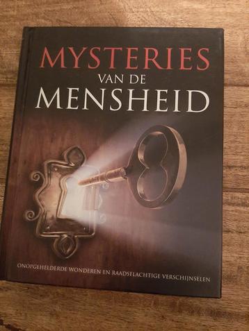 Boek Mysteries Van De Mensheid beschikbaar voor biedingen