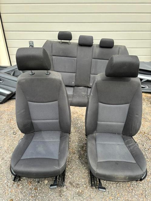 BMW E90 interieur(geen scheuren) eventueel met stuur., Auto-onderdelen, Interieur en Bekleding, BMW, Gebruikt, Ophalen