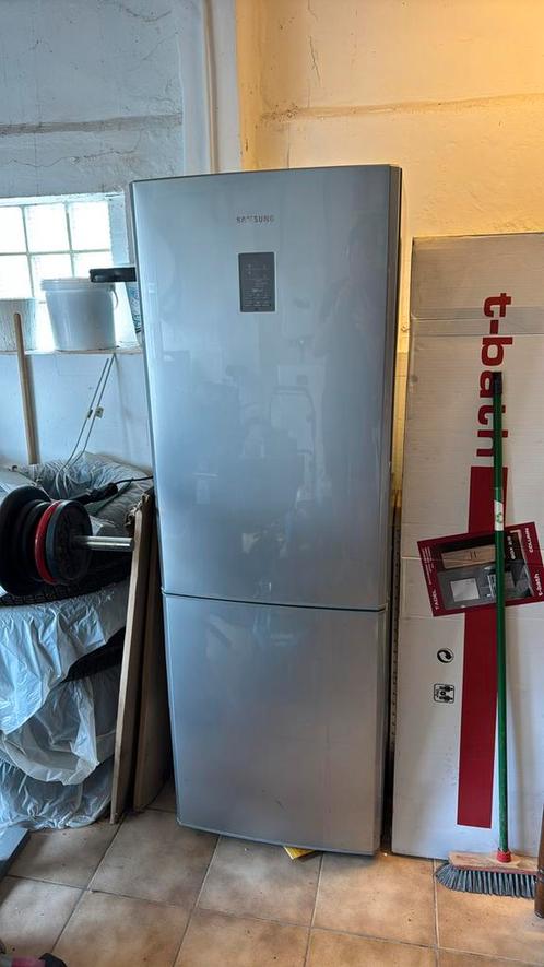 Frigo congélateur no frost Samsung, Elektronische apparatuur, Koelkasten en IJskasten, Gebruikt, Ophalen