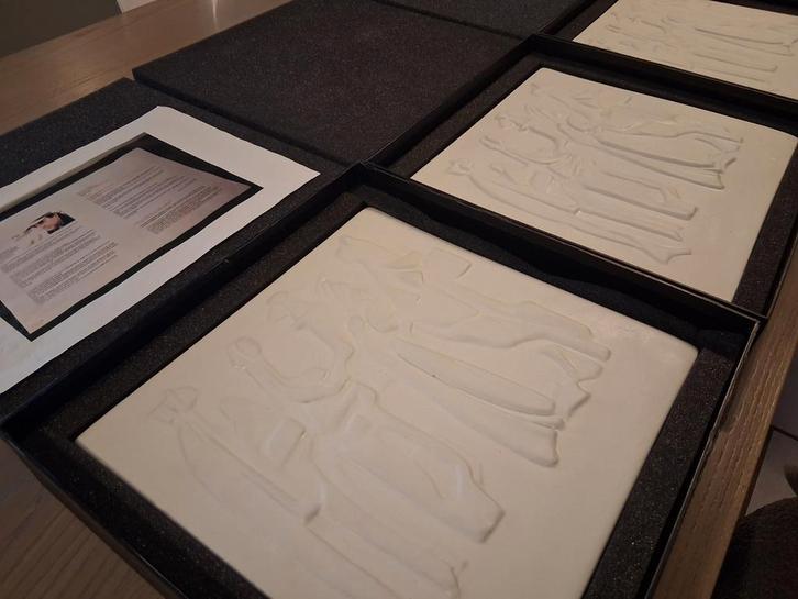 Met kunst aan tafel borden/ tegels Fernand Vanderplancke., Antiek en Kunst, Antiek | Keramiek en Aardewerk, Ophalen of Verzenden
