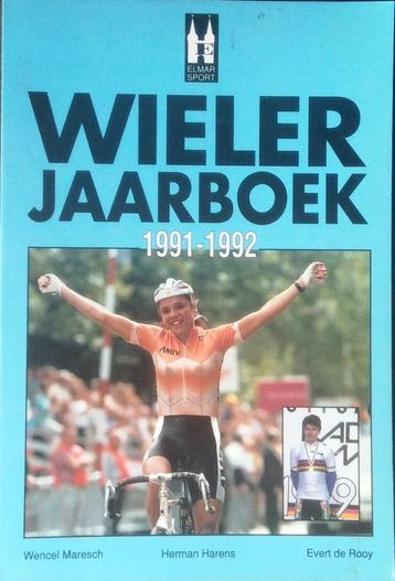 Wielerjaarboeken x 4 beschikbaar voor biedingen