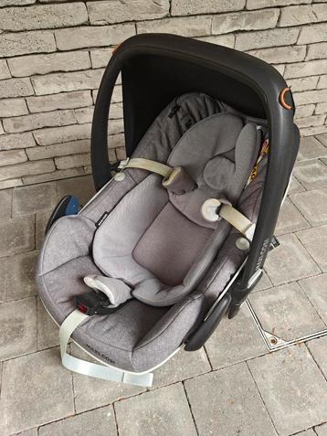 Maxicosy Pebble Pro Nomad i-Size beschikbaar voor biedingen