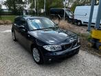 Bmw 118i benzine gekeurd garantie AUTOMAAT, Auto's, Automaat, Zwart, Blauw, Bedrijf