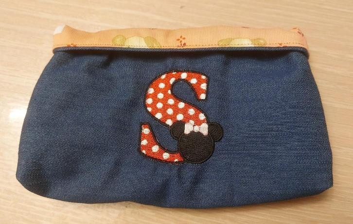 Pochette vide-poches en jeans avec la lettre S et Minnie., Bijoux, Sacs & Beauté, Trousses de toilette, Neuf, Garçon ou Fille