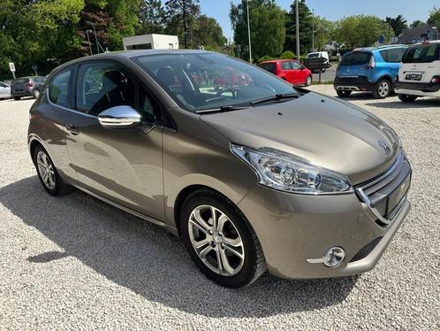 Peugeot 208 - 1.6i AUTOMATIQUE - 2014 - garantie, Auto's, Peugeot, Bedrijf, ABS, Airbags, Airconditioning, Bluetooth, Boordcomputer