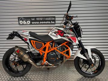 KTM Duke 690 Akrapovic ABS + Garantie + GRATIS onderhoud! beschikbaar voor biedingen