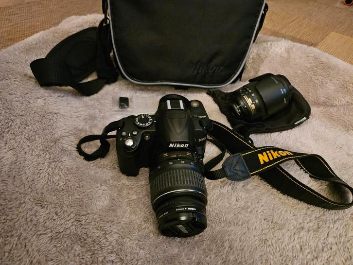 Nikon D3000 DSLR bundel, Audio, Tv en Foto, Fotocamera's Digitaal, Gebruikt, Nikon, Ophalen