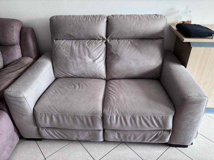 2-zit relax met usb poorten, Huis en Inrichting, Zetels | Zetels, Zo goed als nieuw, Rechte bank, Tweepersoons, 150 tot 200 cm