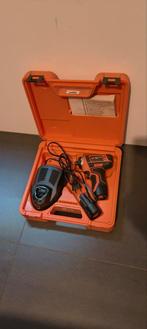 Schroefmachine met 2 batterijen en oplader van Spit, Ophalen of Verzenden, Zo goed als nieuw, Boor- en Schroefmachine, Variabele snelheid