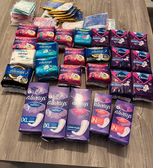 Groot lot maandverband en inlegkruisjes Always en Libresse, Handtassen en Accessoires, Uiterlijk | Lichaamsverzorging, Ophalen
