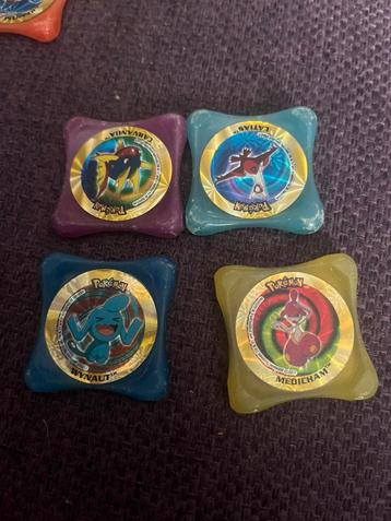 Lot de 4 WAPS différents Nintendo Pokémon beschikbaar voor biedingen