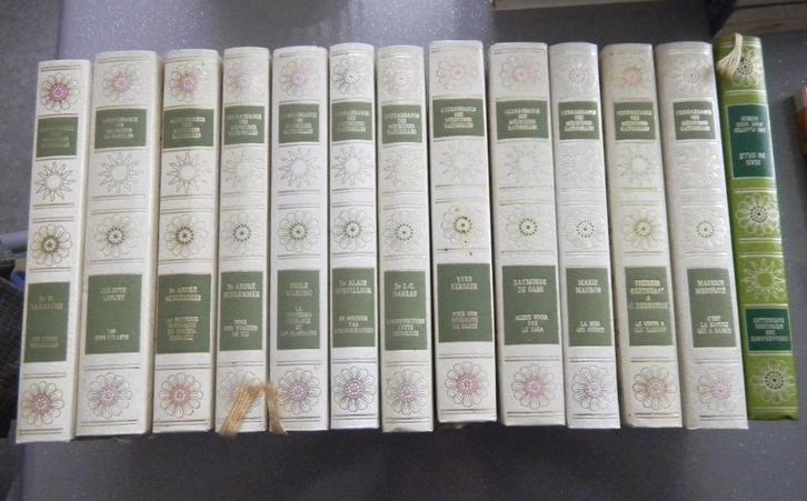 13 volumes anciens connaissances médecine naturelles, Boeken, Wetenschap, Zo goed als nieuw, Geesteswetenschap, Ophalen
