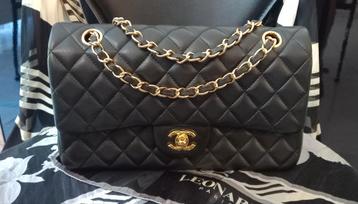 Chanel Timeless Classique  beschikbaar voor biedingen