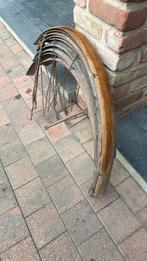 Antieke houten fietsspatborden, Ophalen