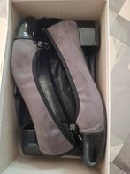 Chaussures de couleur gris noir, taille 40, Enlèvement ou Envoi