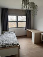 Kinderbed, nachttafel en bureau, Sommier à lattes, Enlèvement, 180 cm ou plus, 85 à 100 cm