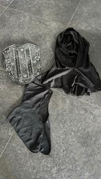 Bouclier + 2 cagoules de chevalier, Enlèvement ou Envoi, Utilisé