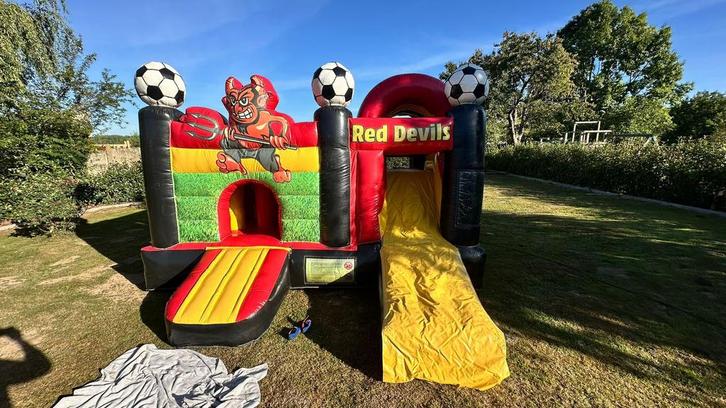 Springkasteel Rode Duivels te koop, Kinderen en Baby's, Speelgoed | Buiten | Springkussens, Gebruikt, Ophalen