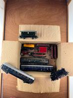 Treinen doos set met locomotief en verschillende wagons, Gelijkstroom of Wisselstroom, Ophalen of Verzenden, Märklin, Gebruikt