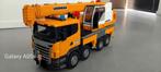 Bruder Scania Super 560R vrachtwagen met Liebherr hijskraan, Kinderen en Baby's, Ophalen, Zo goed als nieuw