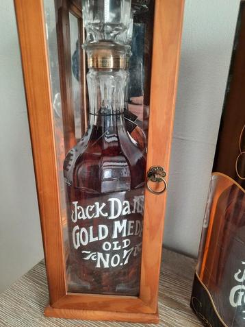 Jack daniels, Enlèvement, Comme neuf