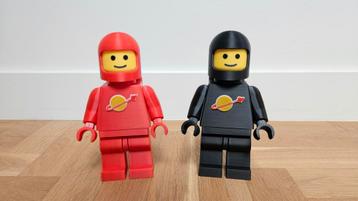 Grote LEGO Classic Space Figuren - 40cm hoog! beschikbaar voor biedingen