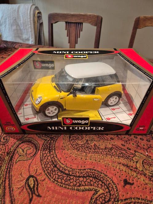 Mini cooper, Hobby en Vrije tijd, Modelauto's | 1:18, Zo goed als nieuw, Ophalen of Verzenden