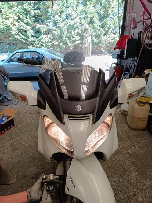 Suzuki Burgman 650, Motoren, Motoren | Suzuki, Particulier, Scooter, meer dan 35 kW, 2 cilinders, Ophalen
