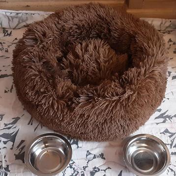Hondenmandje 50cm +2 GRATIS inox kommetjes beschikbaar voor biedingen