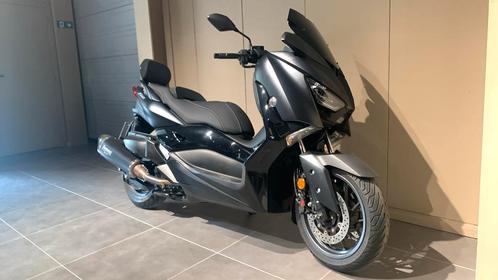 Yamaha Xmax 400 Iron max met 9dkm !, Motoren, Motoren | Yamaha, Bedrijf, Scooter, 12 t/m 35 kW, 1 cilinder, Ophalen