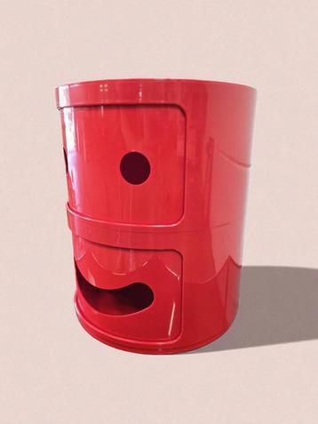 vintage kartell kastje beschikbaar voor biedingen