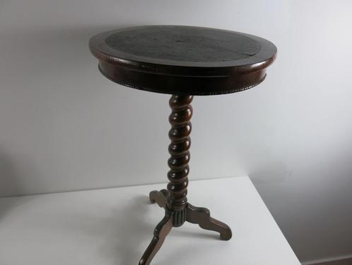 Houten wijntafeltje /bijzettafel lederen blad, Antiek en Kunst, Antiek | Woonaccessoires, Ophalen of Verzenden