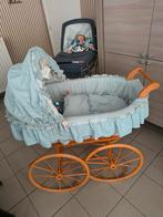 Mooie wieg op hoge  wielen, Kinderen en Baby's, Babywiegjes en Ledikanten, Ophalen, Wieg