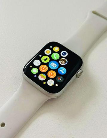 Apple Watch Series 44mm - als nieuw beschikbaar voor biedingen