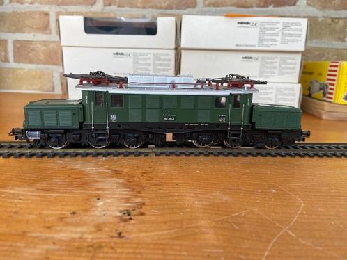 Märklin 3322 digitale E94 loc, Hobby en Vrije tijd, Modeltreinen | H0, Zo goed als nieuw, Locomotief, Wisselstroom, Märklin, Ophalen of Verzenden