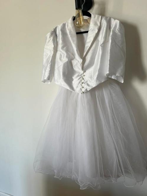 Trouwkleed wilde zijde, 2-delig, wit maat 38, Kleding | Dames, Trouwkleding en Trouwaccessoires, Zo goed als nieuw, Wit, Ophalen